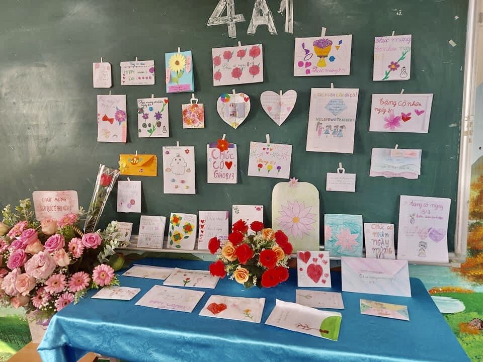 Hoạt động trải nghiệm chào mừng ngày Quốc tế Phụ nữ 8/3:  “Nói lời yêu thương”