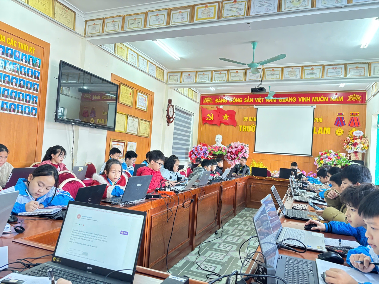 TRƯỜNG TIỂU HỌC HIM LAM TỔ CHỨC HỘI THI VIOLYMPIC TOÁN QUA MẠNG CẤP CỤM TRƯỜNG - NĂM HỌC 2025 – 2026